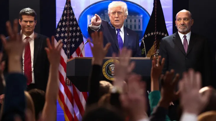 Trump hikes global tariff to 15%