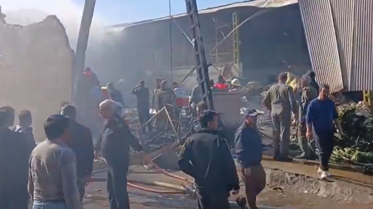 4 killed as army helicopter crashes in central Iran