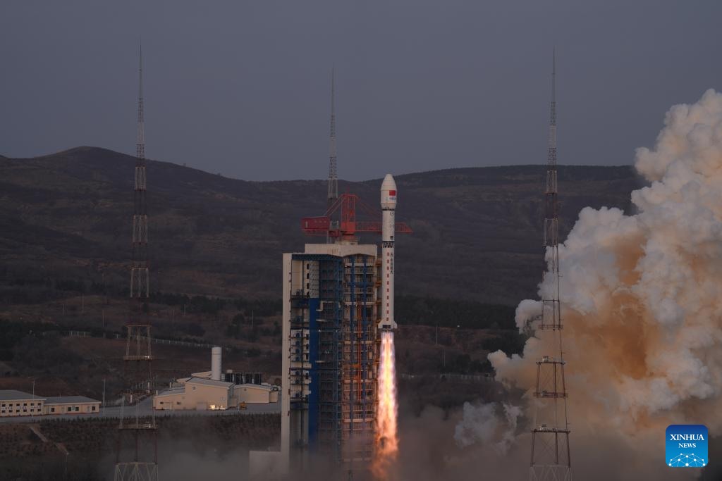 China launches two new satellites