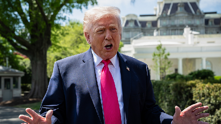 Trump extends U.S. ceasefire with Iran