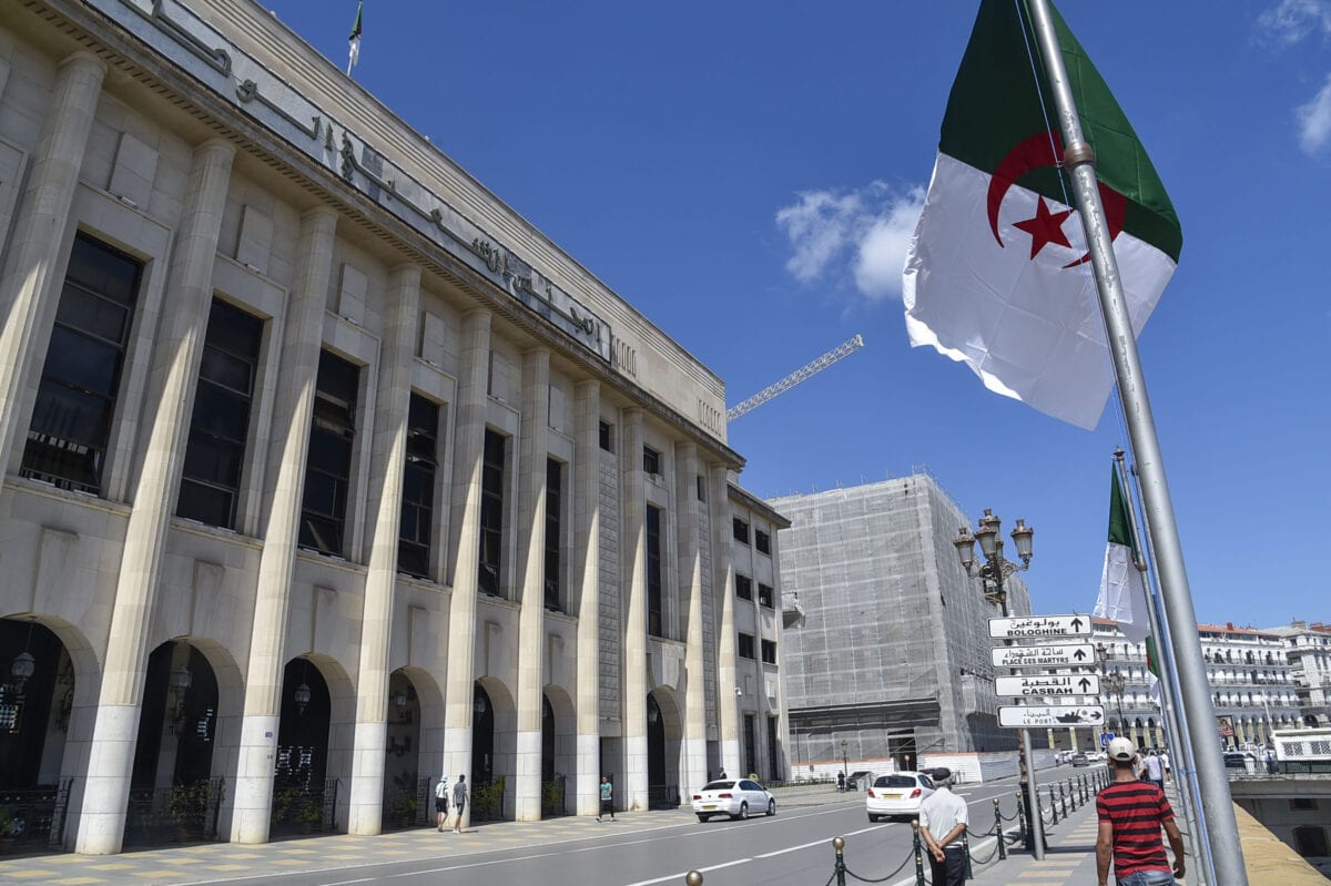 Both houses of Algerian parliament adopt law criminalizing French colonization