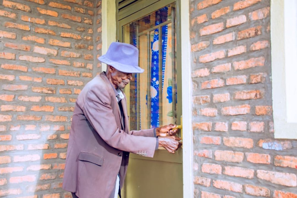 Nyagatare: Genocide survivors receive newly built homes worth over Rwf113 million