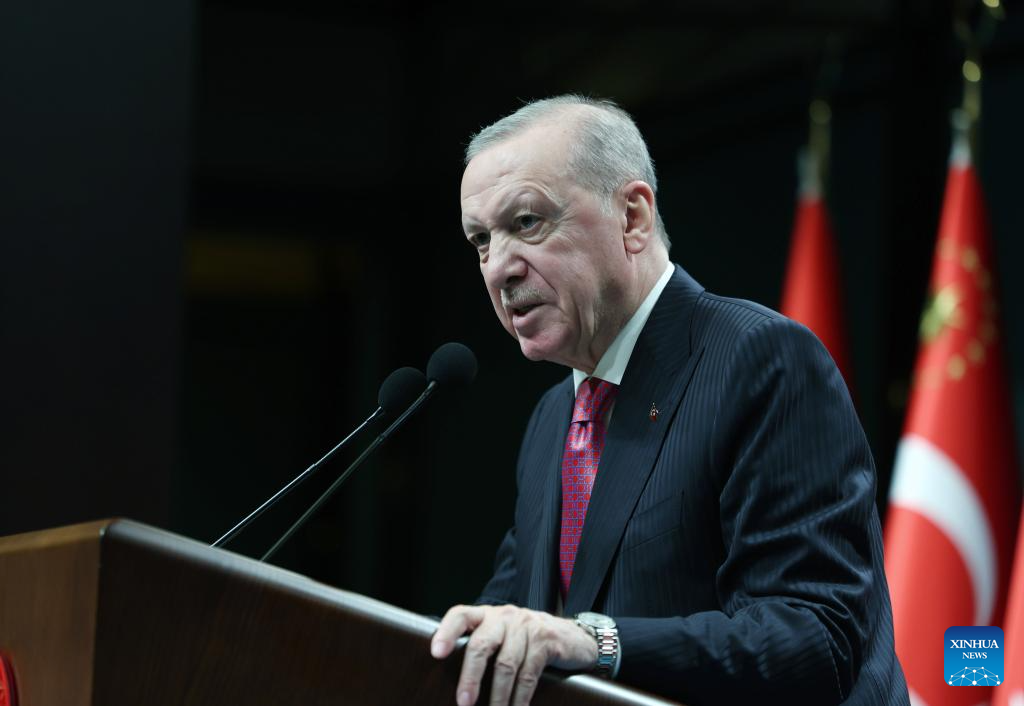 Erdogan vows to keep Türkiye out of regional conflict, warns Iran against “provocative steps”